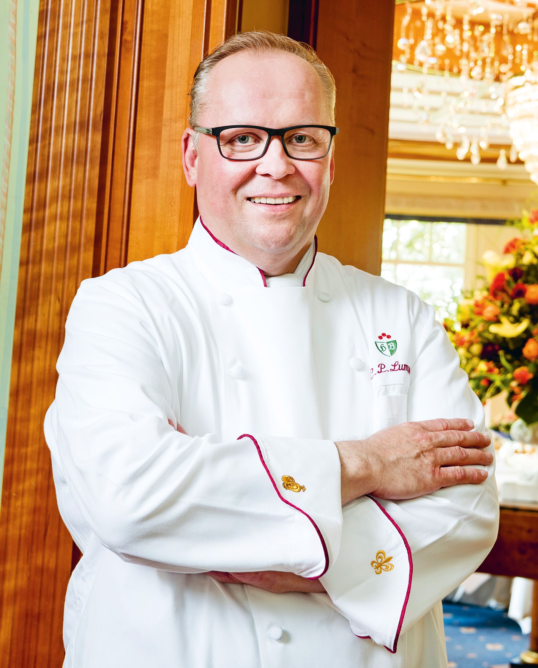 Portrait des Sternekochs Claus-Peter Lumpp im 3 Sterne Restaurant