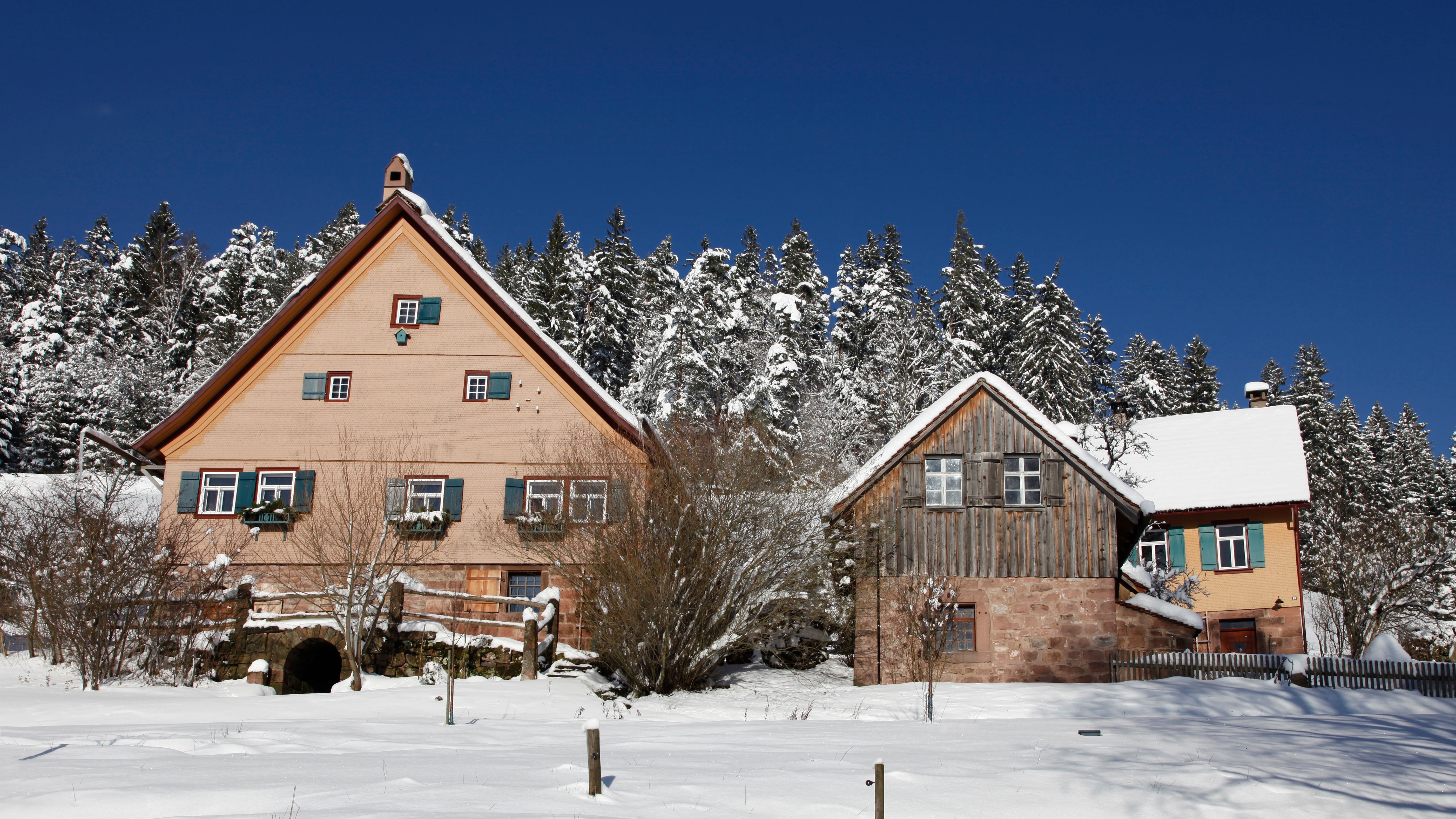 Außenansicht des Morlokhof des 5 Sterne Hotel Schwarzwald