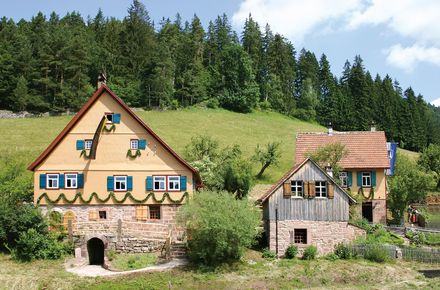 Außenansicht des Morlokhof des 5 Sterne Hotel Schwarzwald