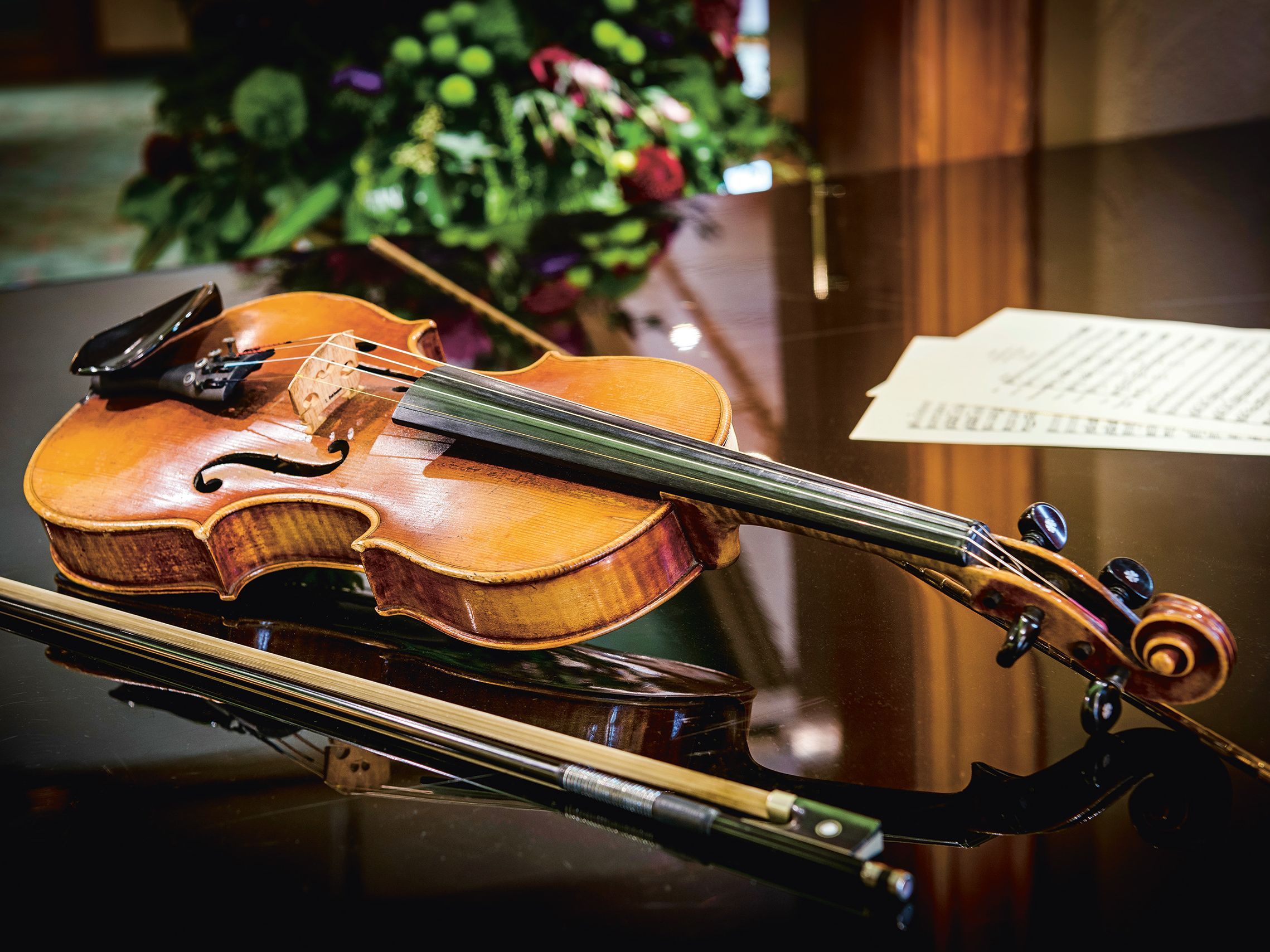 Un violon sur le piano 